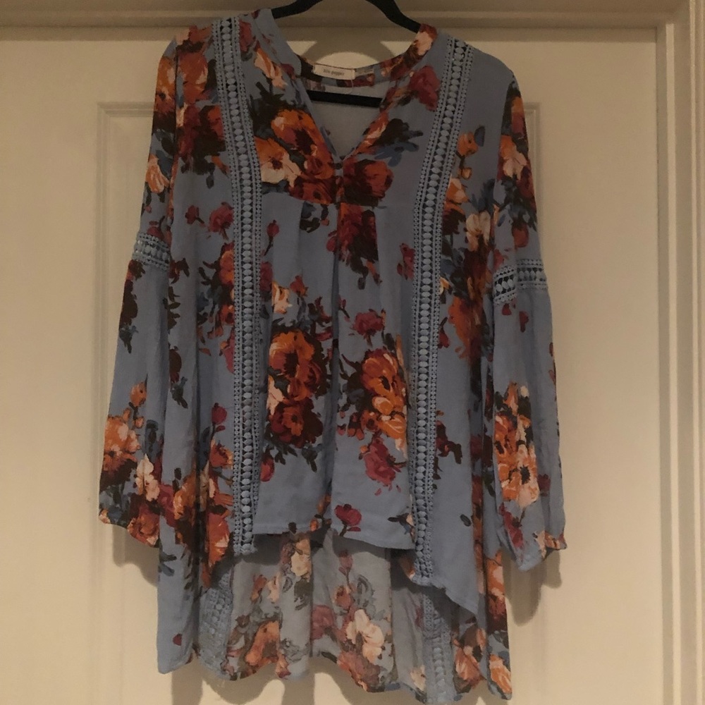 Blu Pepper floral tunic